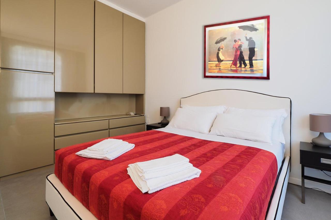 Duomo Luxury Apartment - One Bed Milano Eksteriør bilde